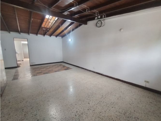 Casa de 4 alcobas en venta en Prado, Medellín, 198 m² · foto 13 de 18