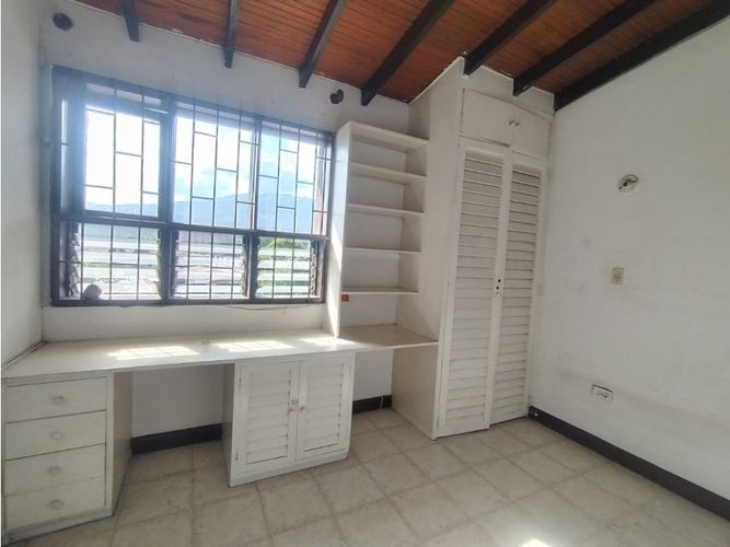 Casa de 4 alcobas en venta en Prado, Medellín, 198 m² · foto 17 de 18
