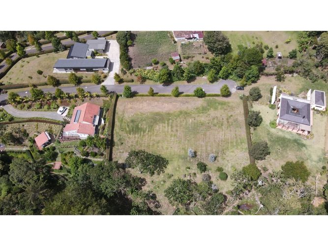 Lote en venta en Guamito, La Ceja, 2536 m² · foto 4 de 20