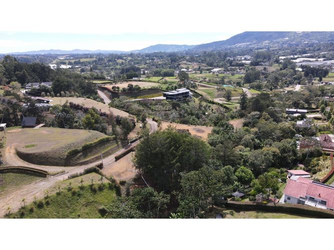 Lote en venta en Guamito, La Ceja, 2536 m² · foto 14 de 20