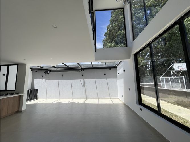 Casa de 3 alcobas en venta en La Ceja, 174 m² · foto 4 de 12