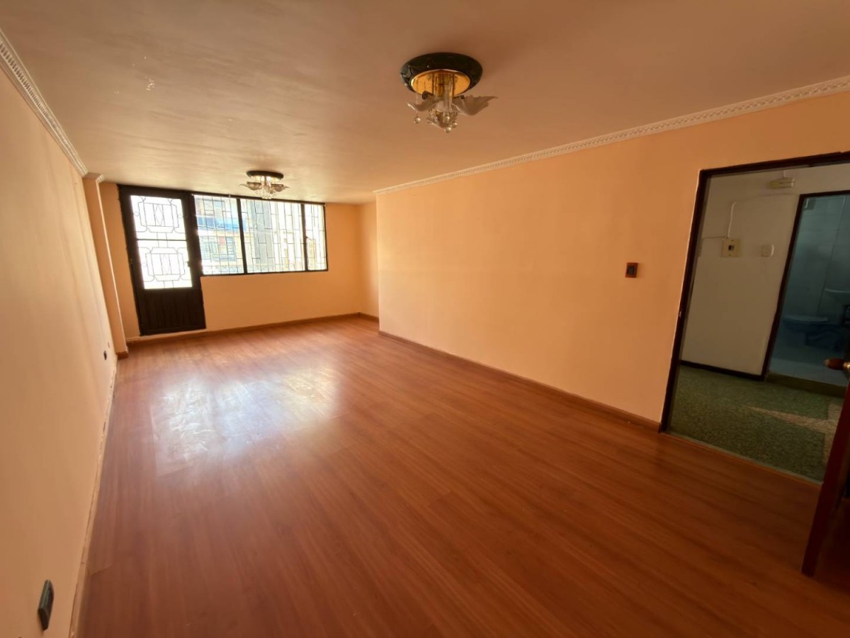 Apartamento en arriendo en Santa Rita, Bogotá · foto 3 de 24