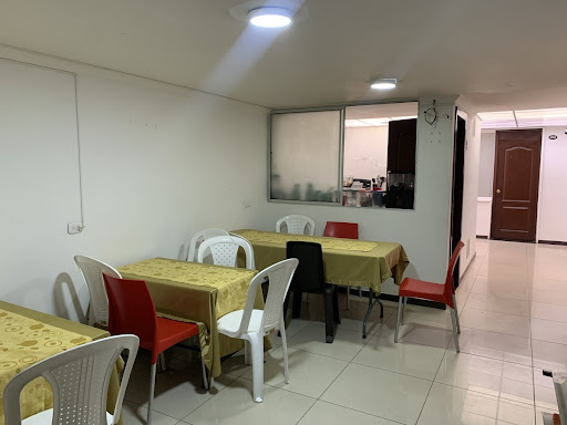 Casa en venta en Quinta Paredes, Bogotá · foto 4 de 10
