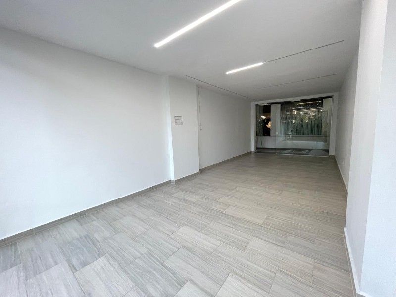 Oficina en arriendo en El Poblado, Medellín, 70 m² · foto 3 de 6