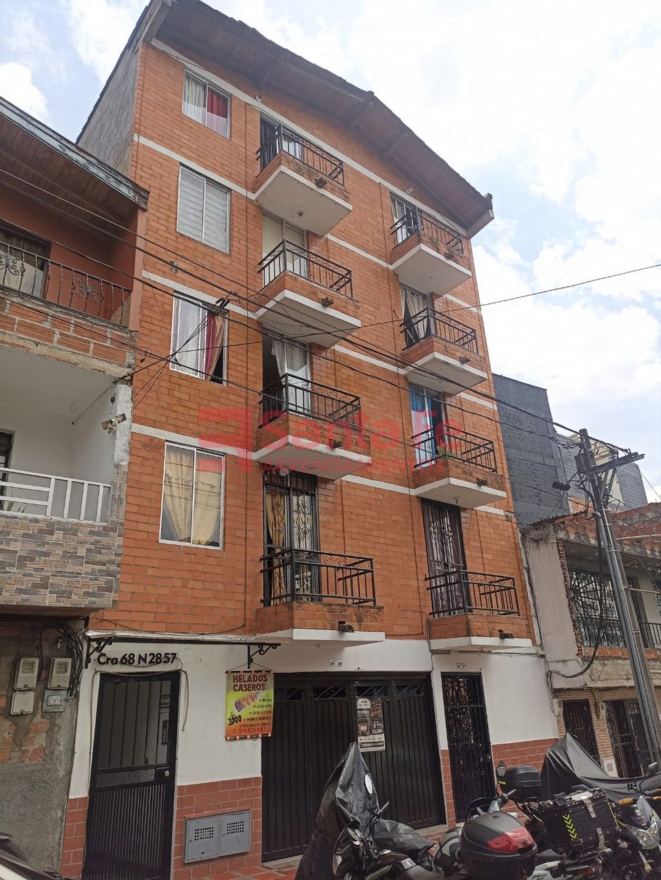 3BR House in San Antonio de Prado (84 m²) for Sale