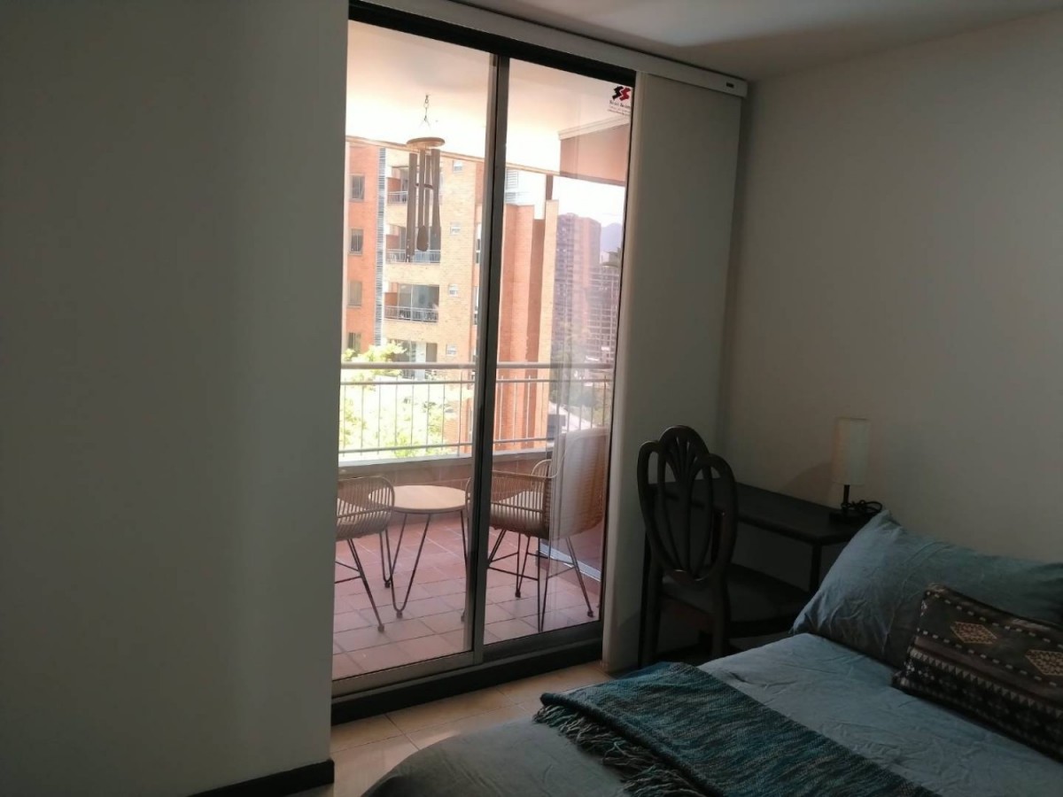 Apartamento en arriendo en Castropol, Medellín · foto 21 de 24