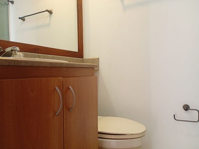 Apartamento de 1 alcoba en venta en La Aguacatala, Medellín, 42 m² · foto 12 de 13