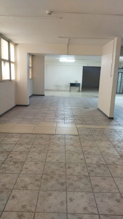 Oficina en venta en La Candelaria, Medellín, 349 m² · foto 17 de 18