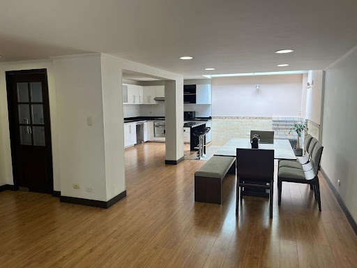 Casa en venta en Cedritos, Bogotá · foto 3 de 22