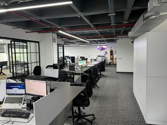 Oficina en arriendo en El Poblado, Medellín, 220 m² · foto 13 de 20
