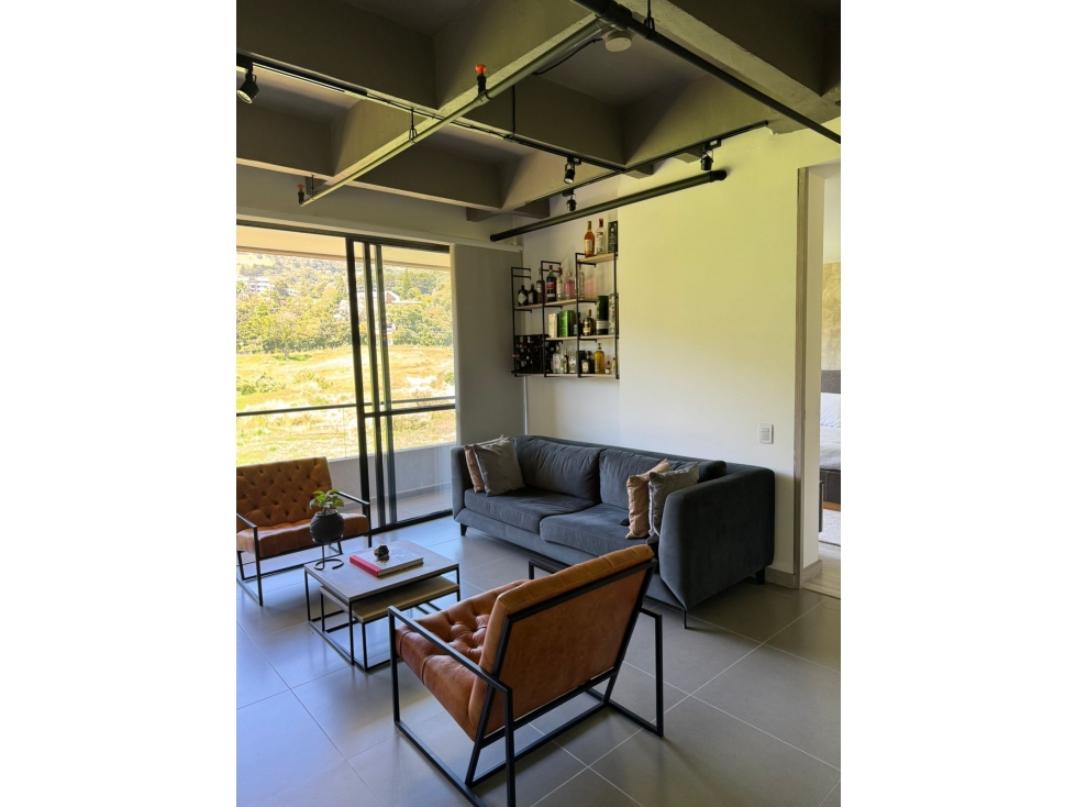 2BR Apartment in Loma del Escobero (64 m²) - 3