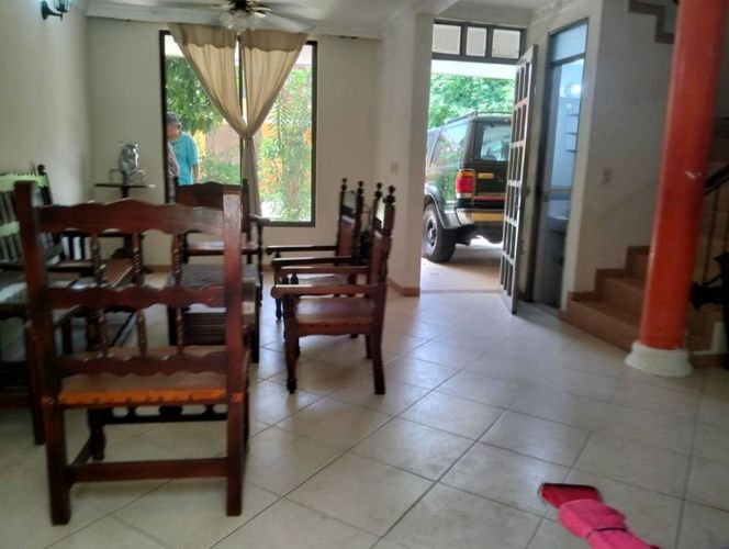 Casa de 3 alcobas en venta en Girardot, Girardot, 72 m² · foto 8 de 24