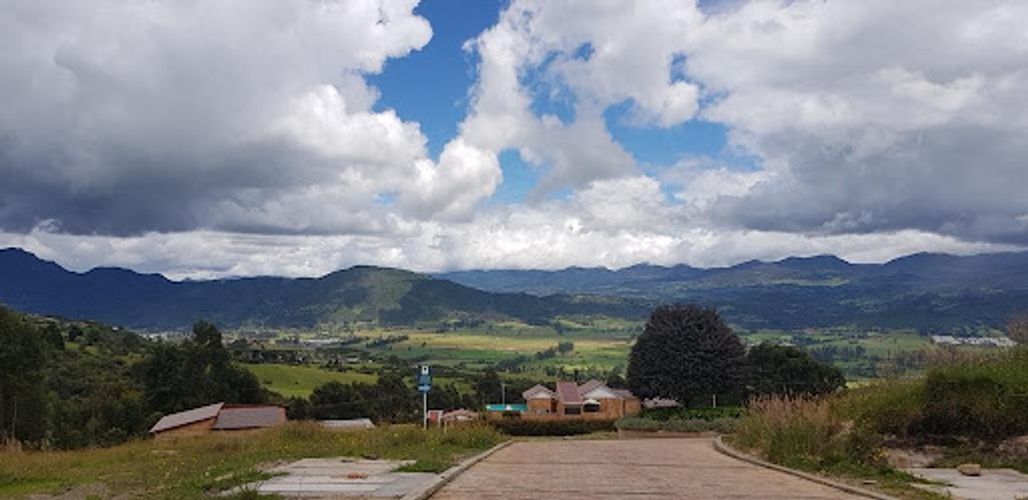 Lote en venta en Montana, Sopó, 2193 m² · foto 4 de 13