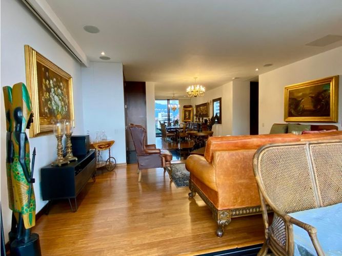 Apartamento de 3 alcobas en venta en San Lucas, Medellín, 190 m² · foto 3 de 24