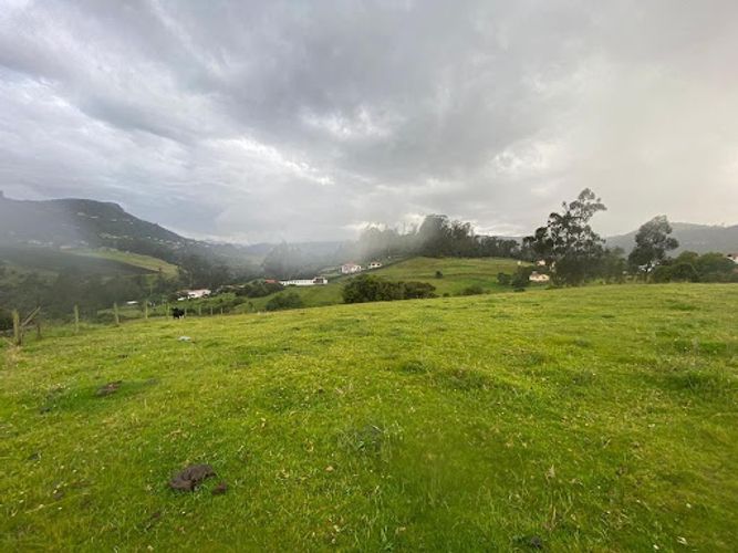 Lote en venta en Paso Real, La Calera, 5930 m² · foto 2 de 4