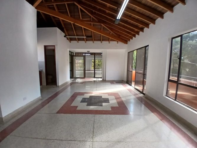 Oficina en arriendo en Suramericana, Medellín, 140 m² · foto 12 de 18