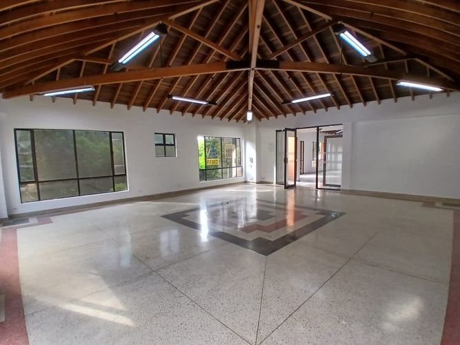 Oficina en arriendo en Suramericana, Medellín, 140 m² · foto 14 de 18