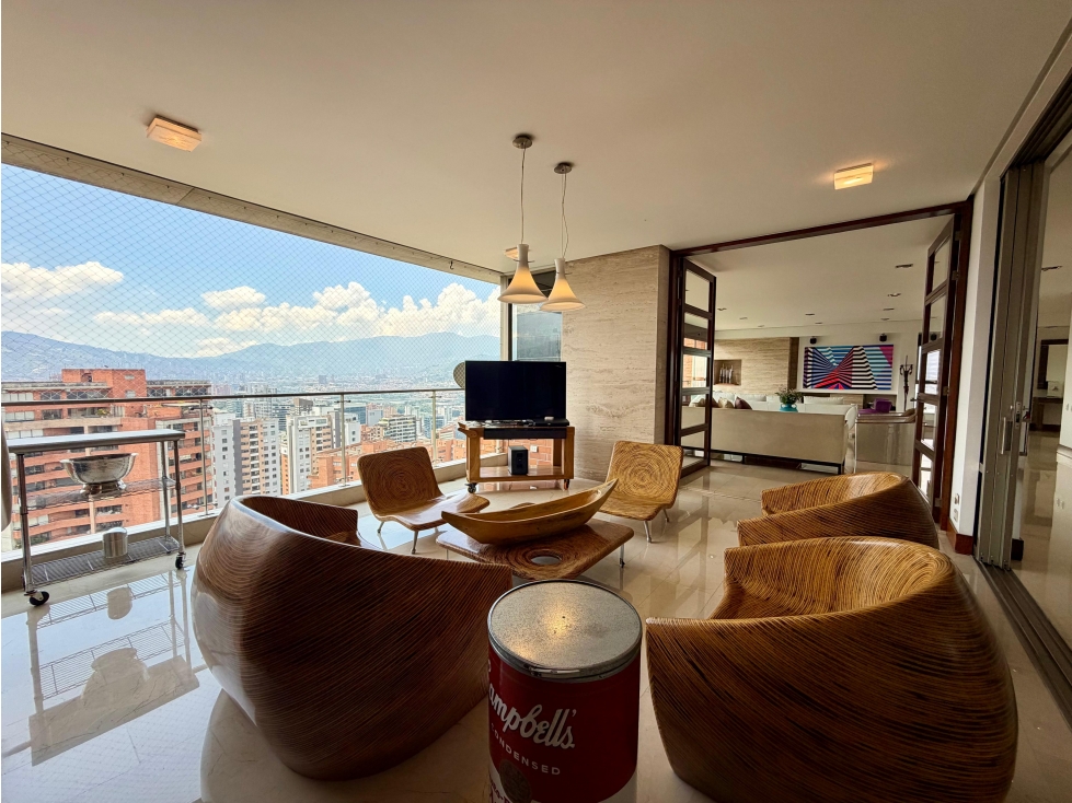 Apartamento en arriendo en El Poblado, Medellín · foto 10 de 18