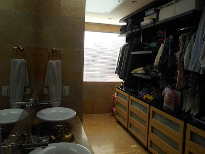 Apartamento en venta en Santa Barbara, Bogotá · foto 9 de 24