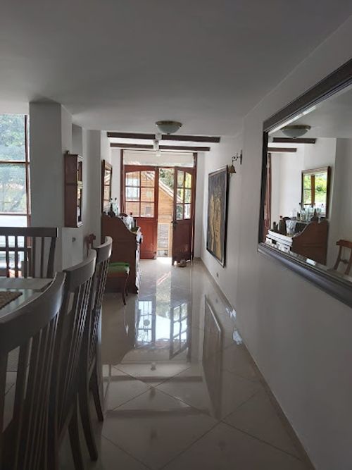 Casa de 3 alcobas en venta en Cerros De Niza, Bogotá, 240 m² · foto 14 de 24