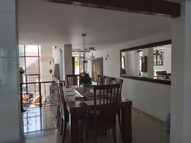 Casa de 3 alcobas en venta en Cerros De Niza, Bogotá, 240 m² · foto 15 de 24