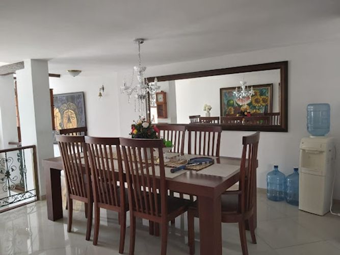 Casa de 3 alcobas en venta en Cerros De Niza, Bogotá, 240 m² · foto 18 de 24
