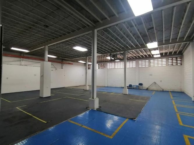 Bodega en arriendo en Cordialidad, Barranquilla, 600 m² · foto 4 de 24
