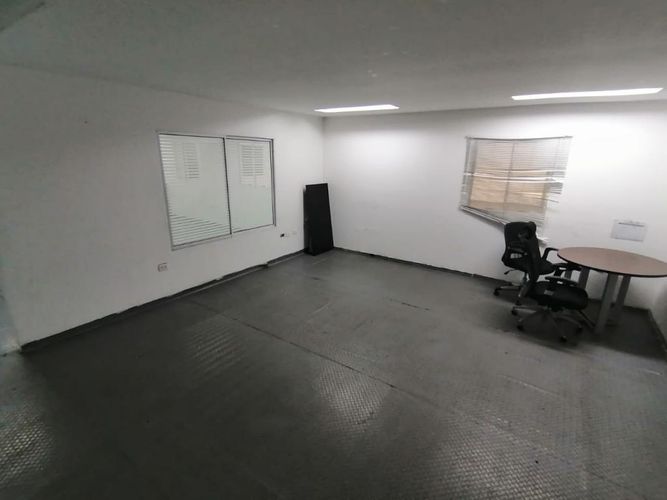 Bodega en arriendo en Cordialidad, Barranquilla, 600 m² · foto 9 de 24