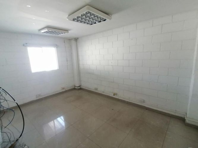 Bodega en arriendo en Cordialidad, Barranquilla, 600 m² · foto 14 de 24
