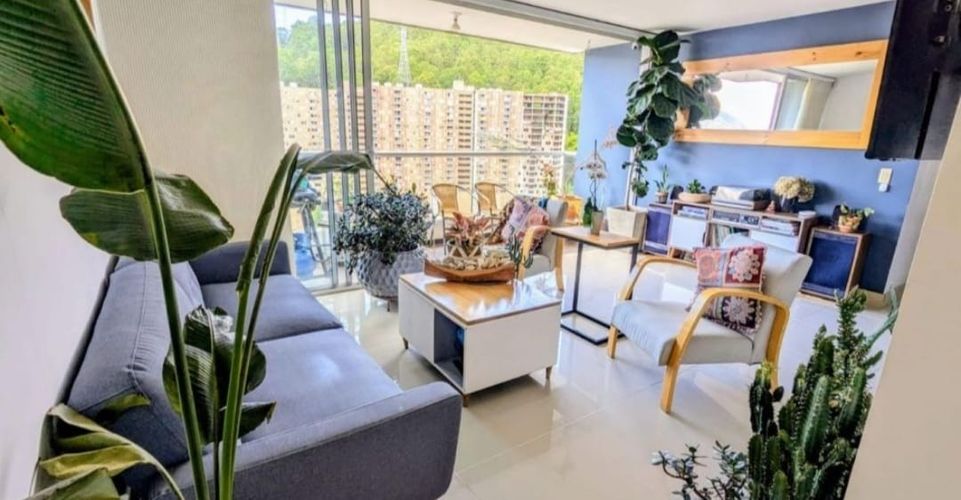 Apartamento en venta en Loma Del Indio, Medellín · foto 2 de 7
