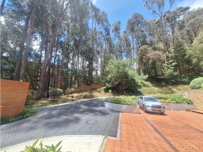 Apartaestudio en venta en Bosque De Pinos, Bogotá, 320 m² · foto 21 de 22