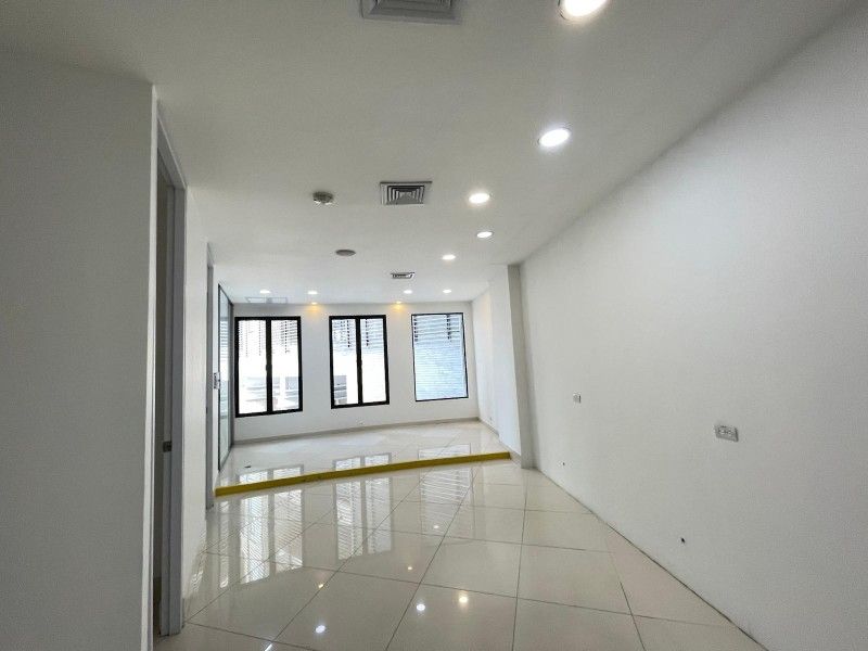Oficina en arriendo en El Poblado, Medellín, 92 m² · foto 7 de 11