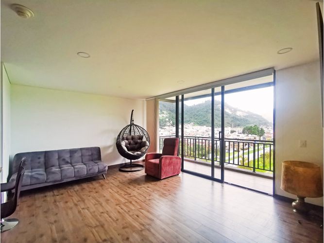 Apartamento de 3 alcobas en venta en Aposentos Parte Alta, Sopó, 98 m² · foto 2 de 18