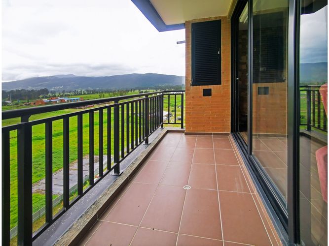 Apartamento de 3 alcobas en venta en Aposentos Parte Alta, Sopó, 98 m² · foto 4 de 18