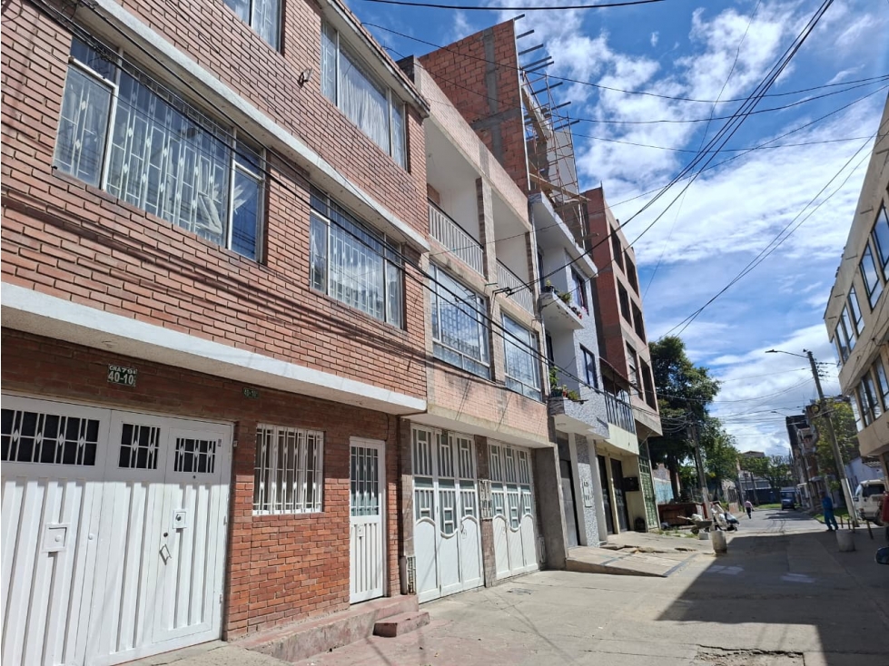 Casa en venta en Kennedy Central, Bogotá · foto 7 de 24