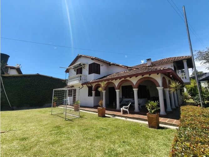 Lote en venta en La Laja, Rionegro, 2800 m² · foto 2 de 22