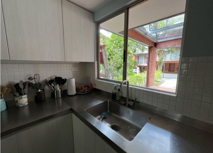 Casa de 3 alcobas en venta en Loma Del Chocho, Envigado, 220 m² · foto 5 de 16