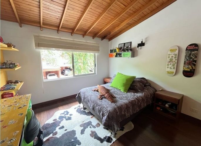 Casa de 3 alcobas en venta en Loma Del Chocho, Envigado, 220 m² · foto 14 de 16
