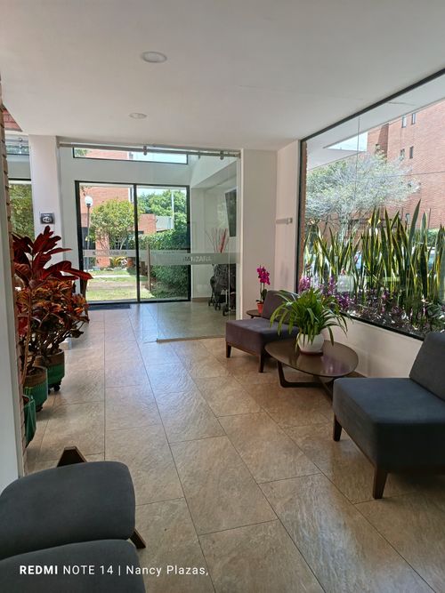 Apartamento de 3 alcobas en venta en Unicentro Bogotá, Bogotá, 98 m² · foto 2 de 24