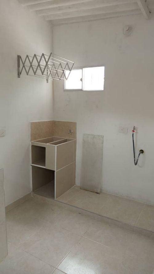Apartaestudio en arriendo en Bosques De Aranjuez, Piedecuesta, 40 m² · foto 6 de 10