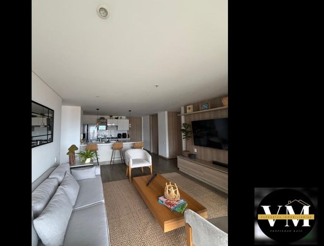 Apartamento de 2 alcobas en venta en Loma De Los Gonzalez, Medellín, 87 m² · foto 4 de 10