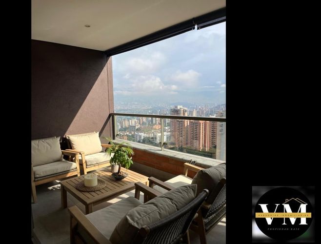 Apartamento de 2 alcobas en venta en Loma De Los Gonzalez, Medellín, 87 m² · foto 2 de 10
