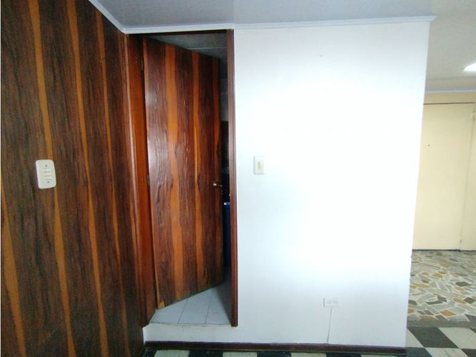 Apartaestudio en venta en La Candelaria, Bogotá, 577 m² · foto 13 de 24
