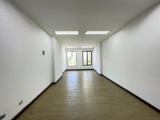 Oficina en arriendo en El Poblado, Medellín, 105 m² · foto 10 de 10