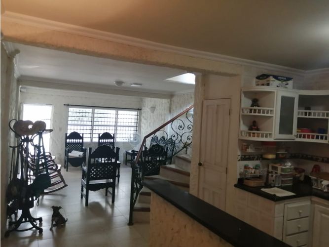 Casa de 3 alcobas en venta en Marbella, Cartagena, 144 m² · foto 2 de 24