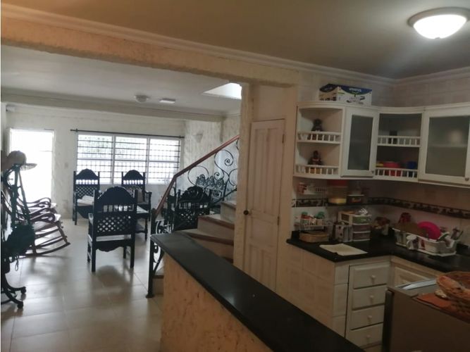 Casa de 3 alcobas en venta en Marbella, Cartagena, 144 m² · foto 9 de 24