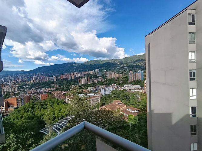 Apartamento de 2 alcobas en venta en Las Antillas, Envigado, 65 m² · foto 5 de 8