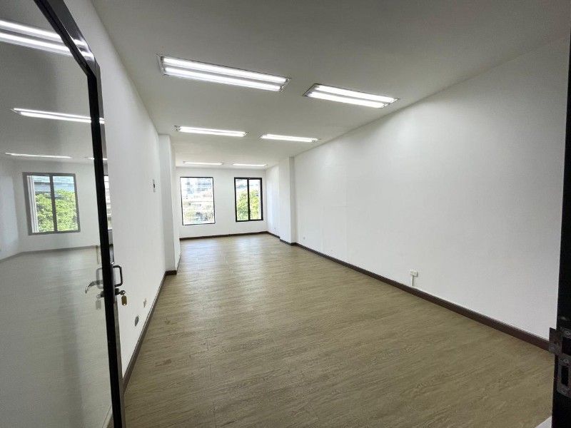 Apartamento en arriendo en El Poblado, Medellín, 35 m² · foto 5 de 7