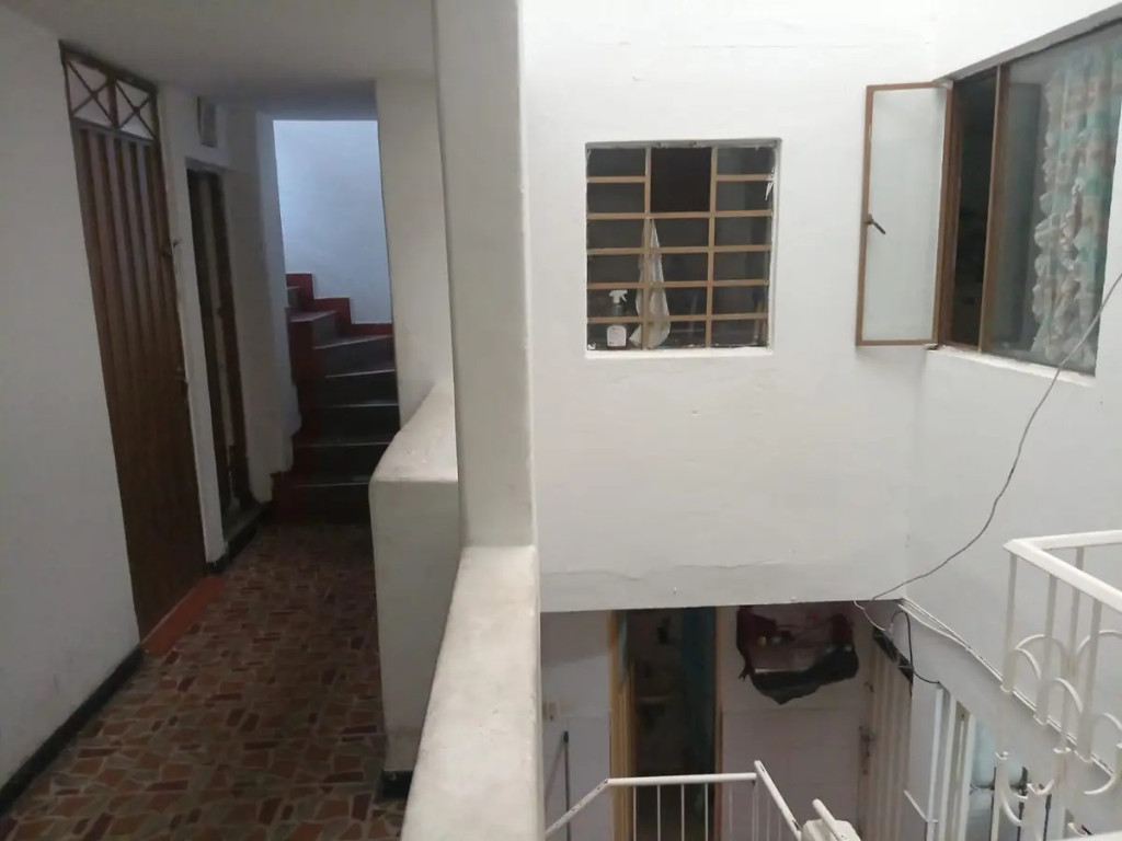 Casa en venta en Claret, Bogotá · foto 9 de 24