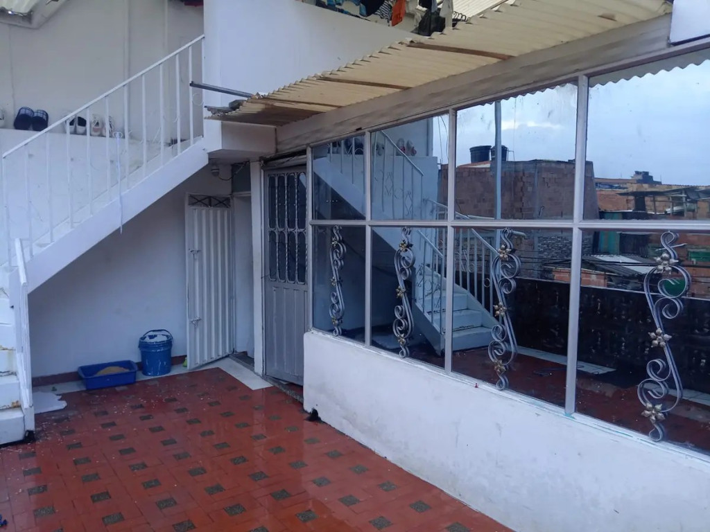 Casa en venta en Claret, Bogotá · foto 18 de 24
